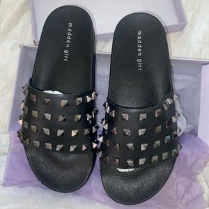 MADDEN GIRL flashh - black - paris studded pool slides
